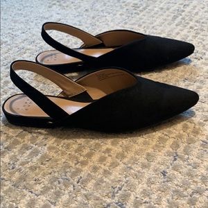 A New Day | Flat with strap